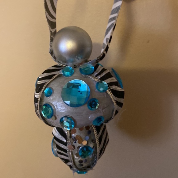 Holiday Fairy Mushroom - Picture 6 of 6